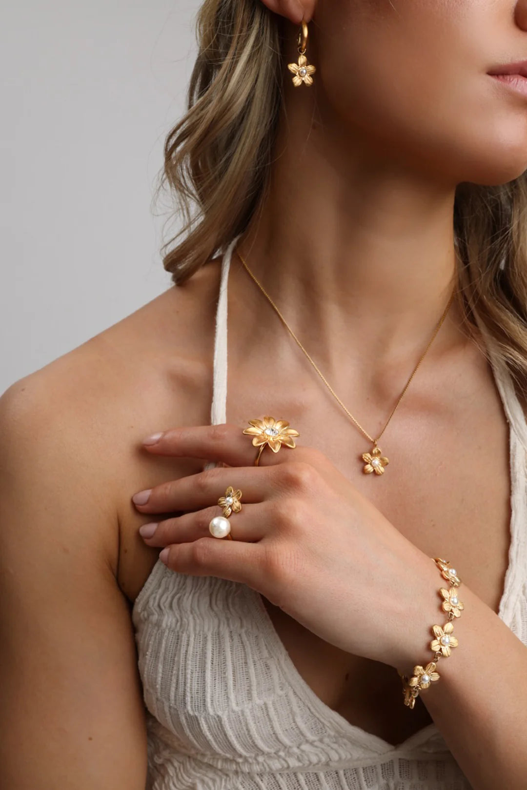 Camilla Øhrling Flower Earrings
