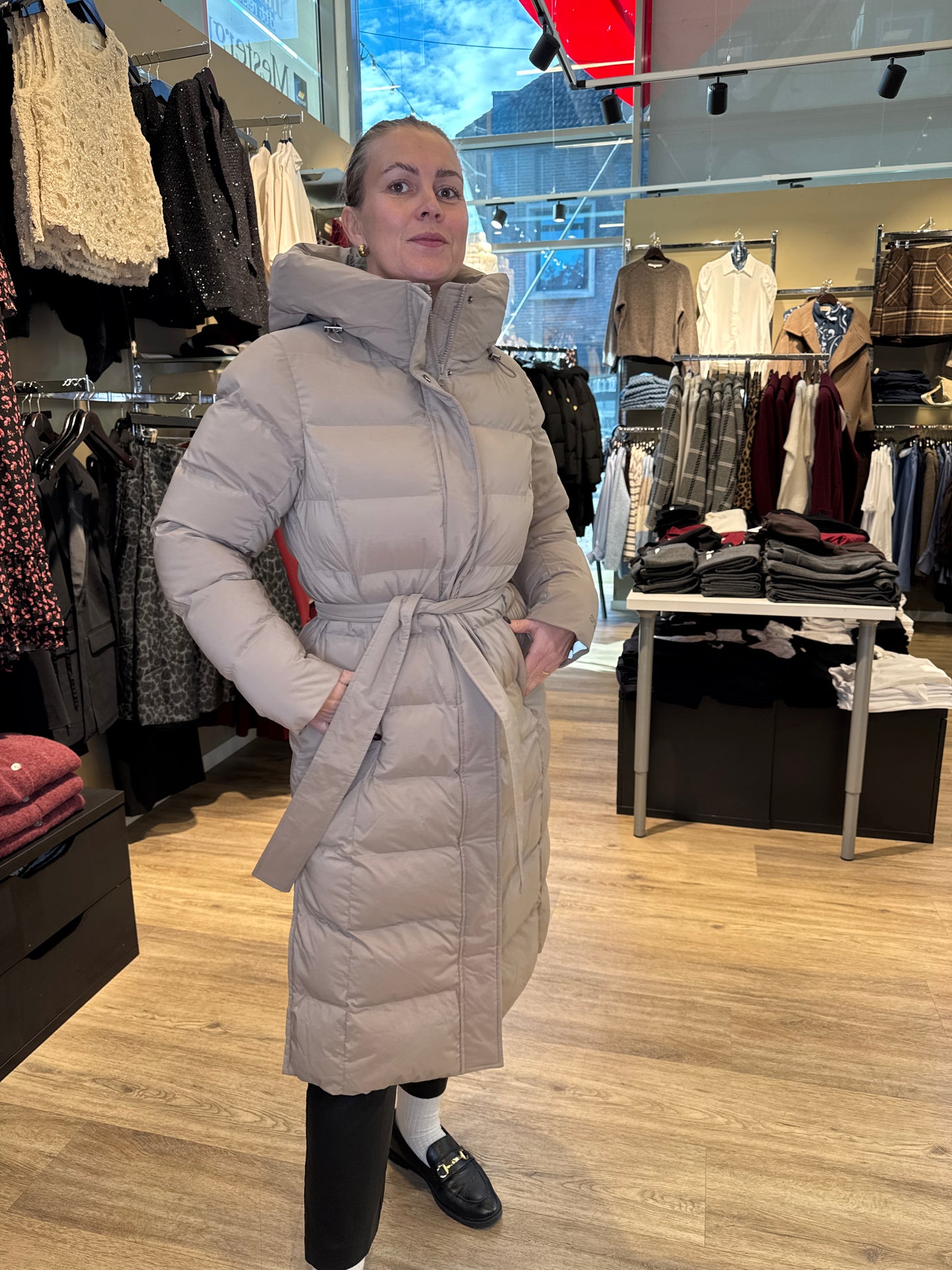 Aleksander Rina Lang Desert Taupe