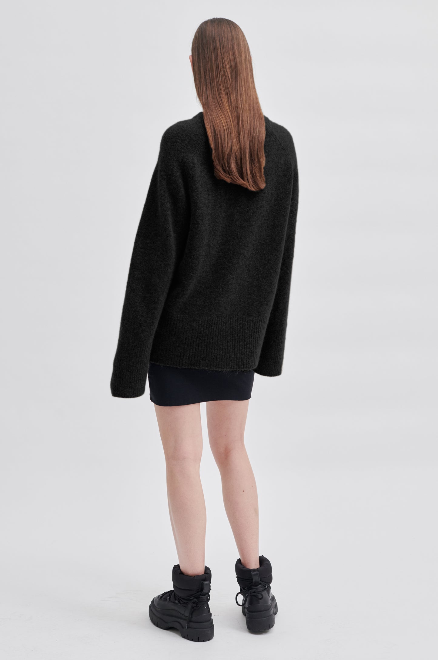 Second Female Brookline Knit Ragland Black O-Neck