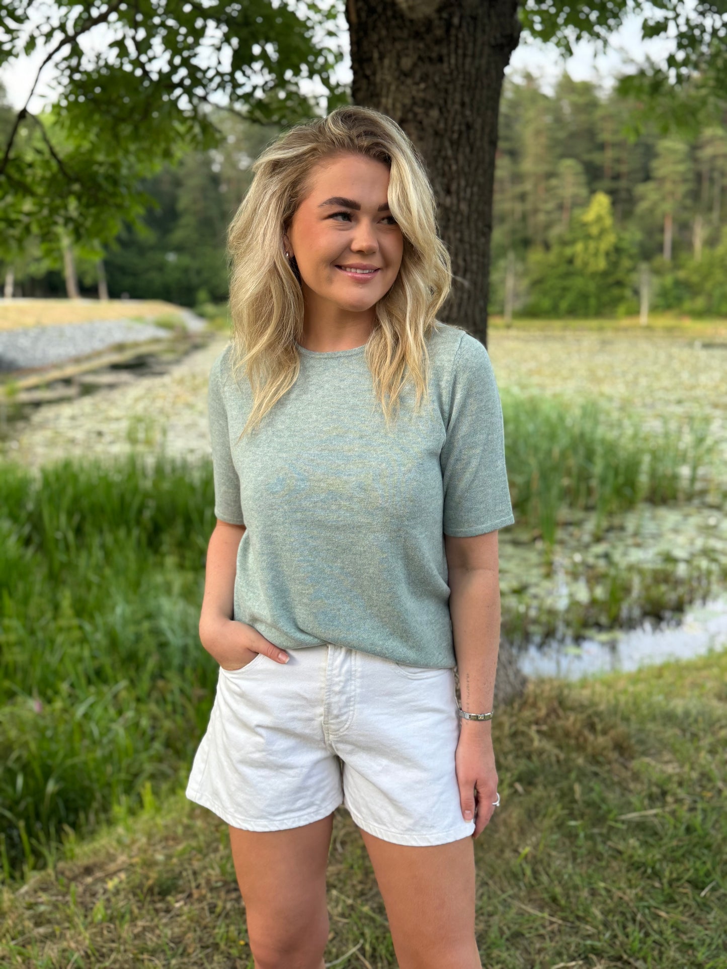 Reve Louise T-Shirt Grønn