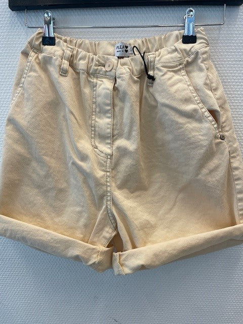 Please Bermuda Ecru Shorts