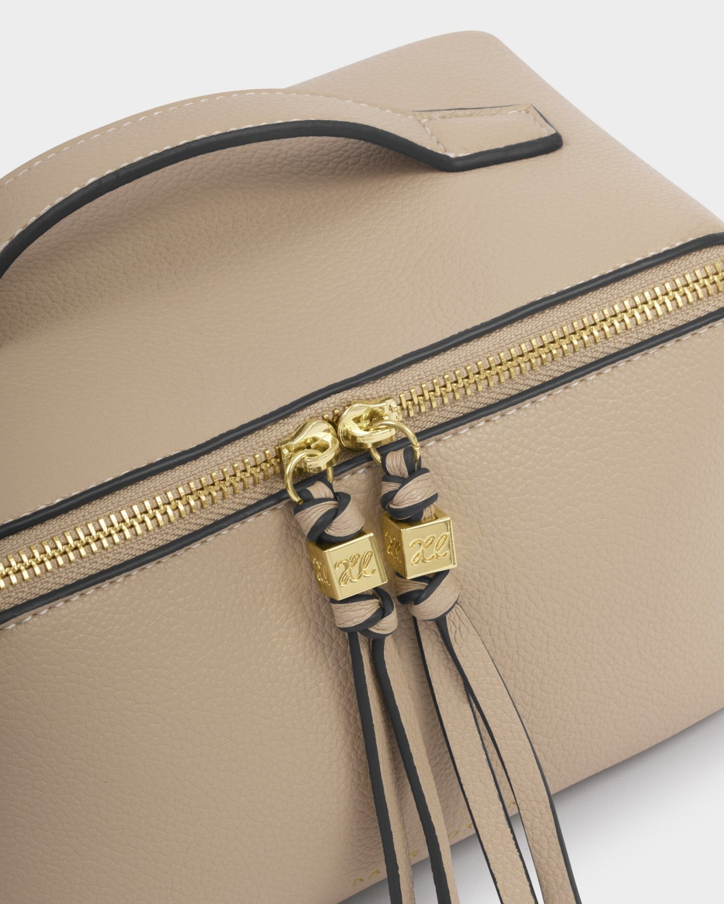 Katie Loxton Soho Medium Light Taupe Make Up